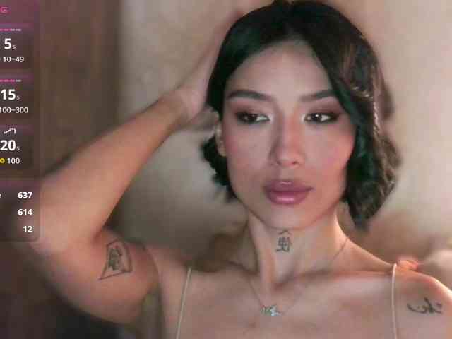 Girl-next-door webcam