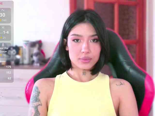 Girl-next-door webcam
