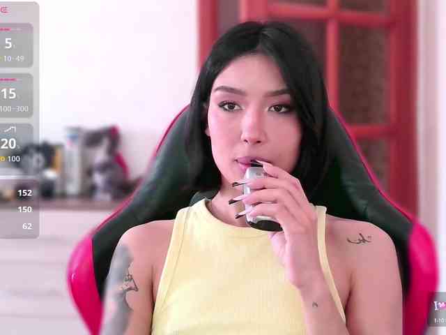 Girl-next-door webcam