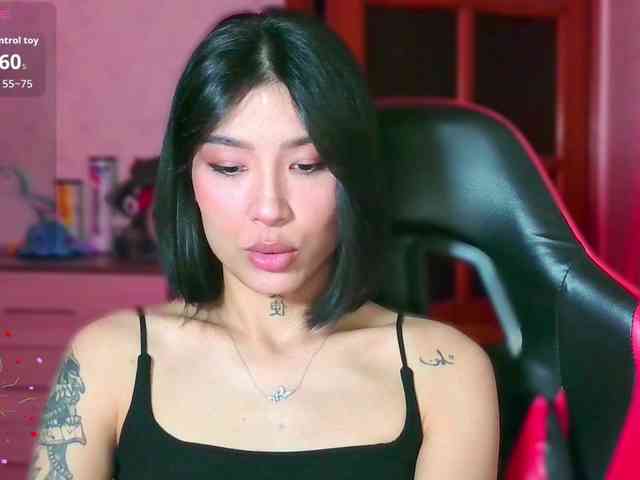 Girl-next-door webcam