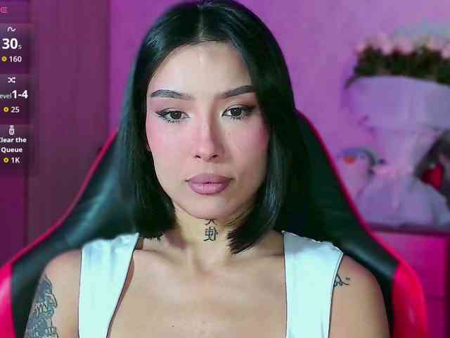 Girl-next-door webcam