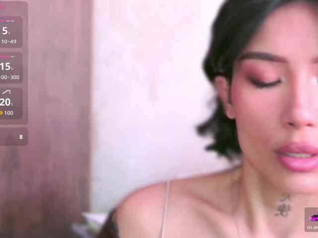 Girl-next-door webcam