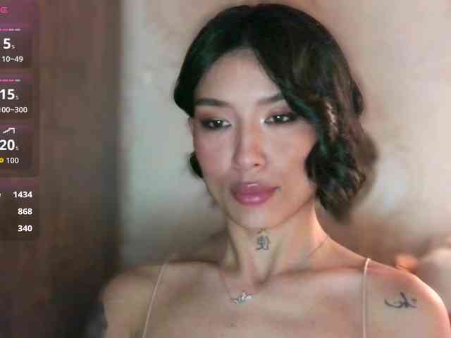 Girl-next-door webcam