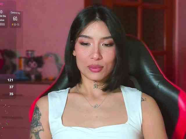 Girl-next-door webcam