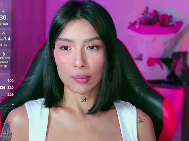 Girl-next-door webcam