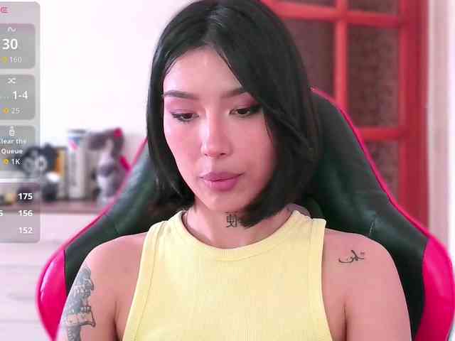 Girl-next-door webcam