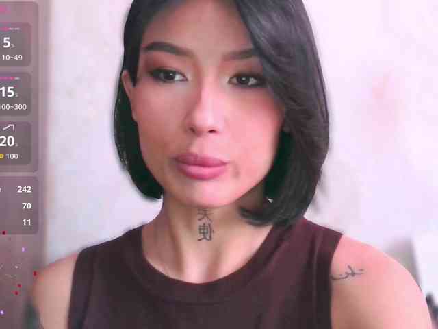 Girl-next-door webcam