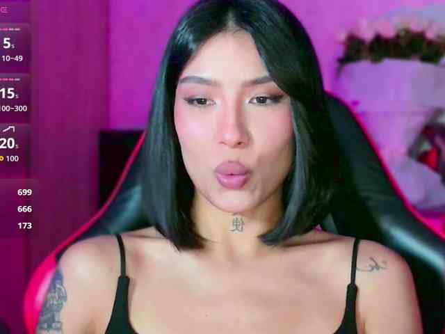 Girl-next-door webcam