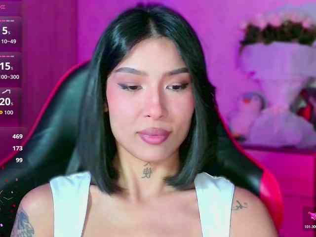 Girl-next-door webcam