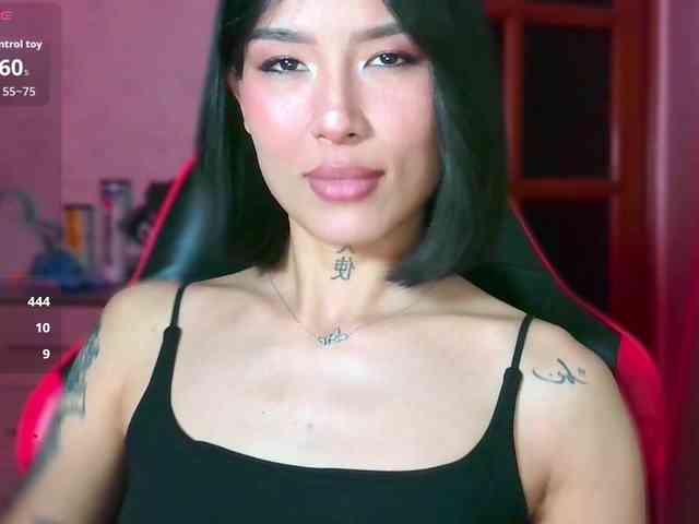 Girl-next-door webcam
