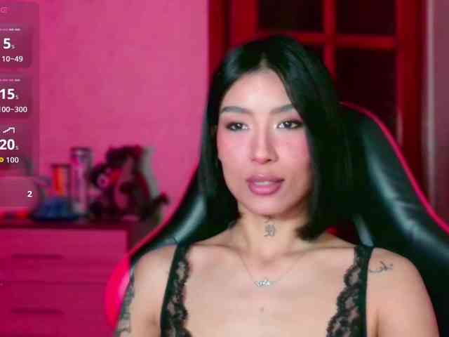 Girl-next-door webcam