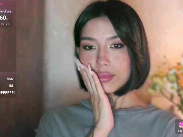 Girl-next-door webcam