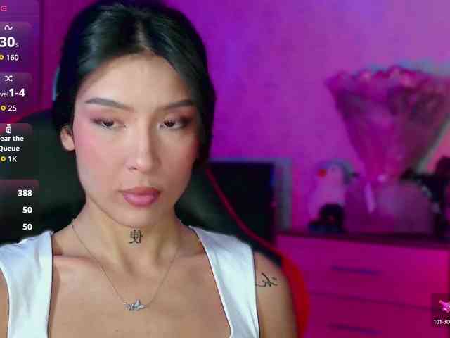 Girl-next-door webcam