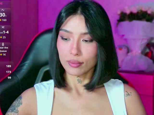 Girl-next-door webcam