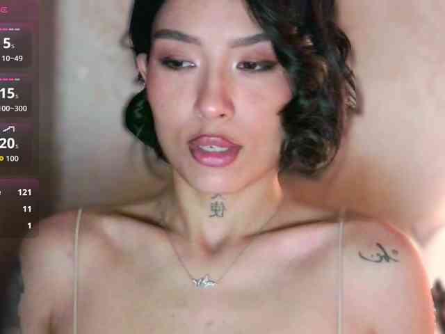 Girl-next-door webcam