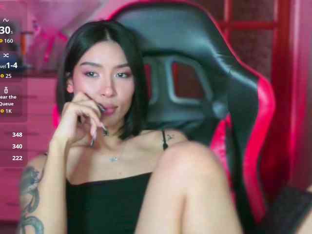 Girl-next-door webcam