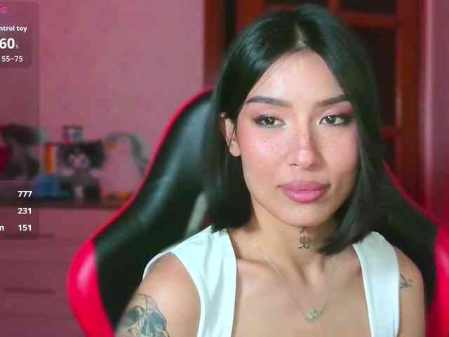 Girl-next-door webcam