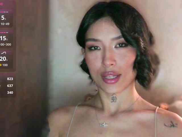 Girl-next-door webcam