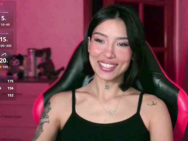 Girl-next-door webcam