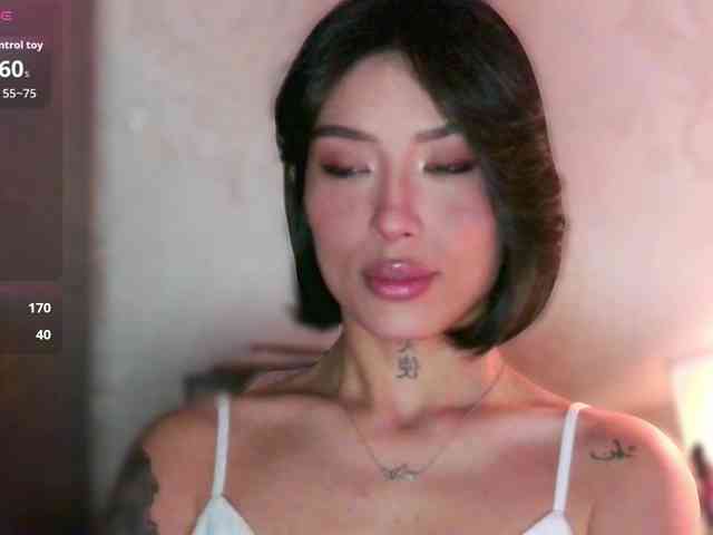 Girl-next-door webcam