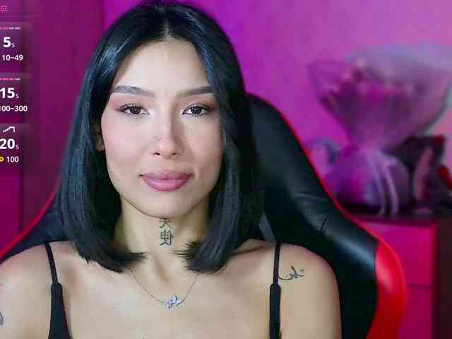 Girl-next-door webcam