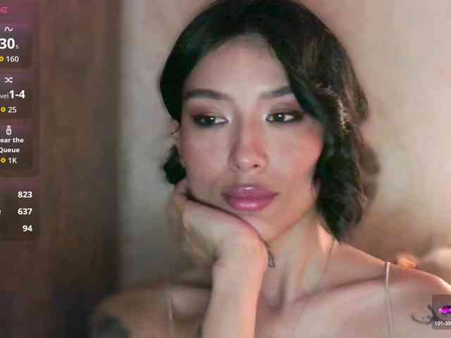 Girl-next-door webcam