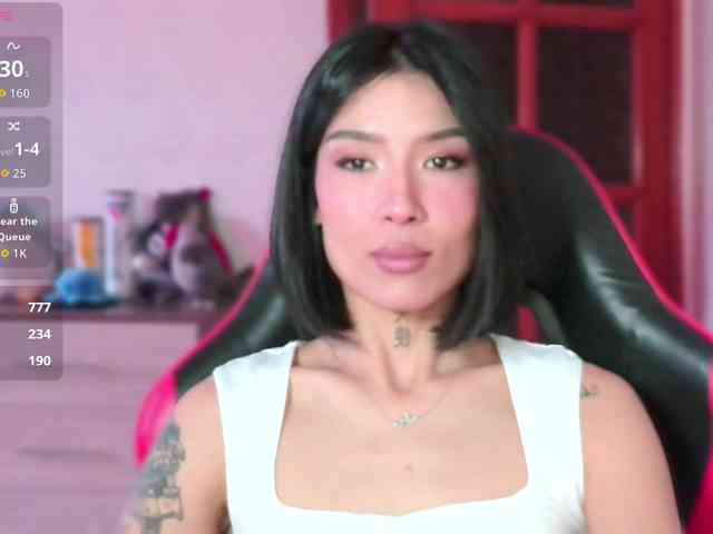 Girl-next-door webcam