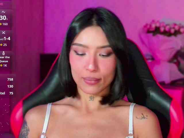 Girl-next-door webcam