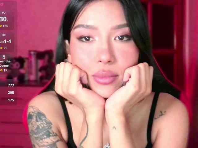 Girl-next-door webcam
