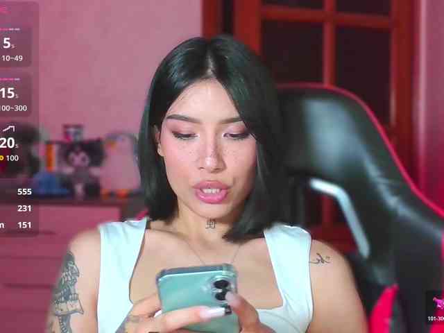 Girl-next-door webcam