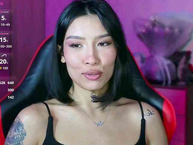 Girl-next-door webcam