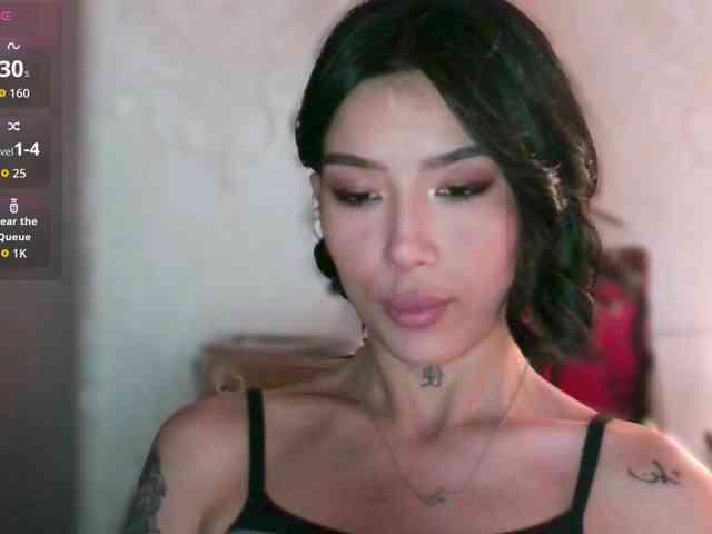 Girl-next-door webcam