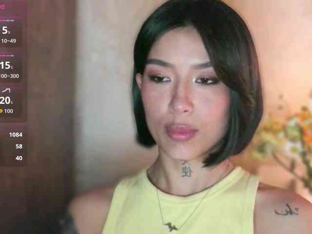 Girl-next-door webcam