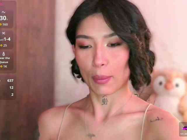 Girl-next-door webcam