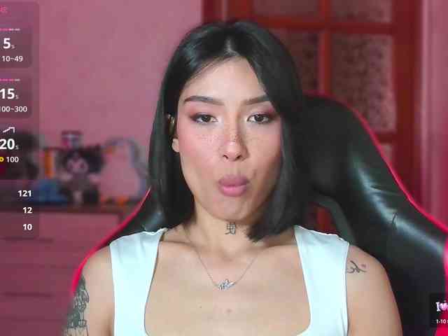 Girl-next-door webcam