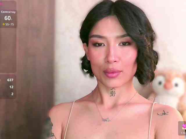 Girl-next-door webcam