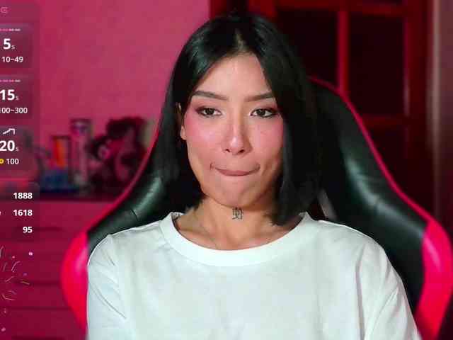 Girl-next-door webcam