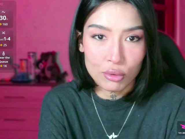 Girl-next-door webcam