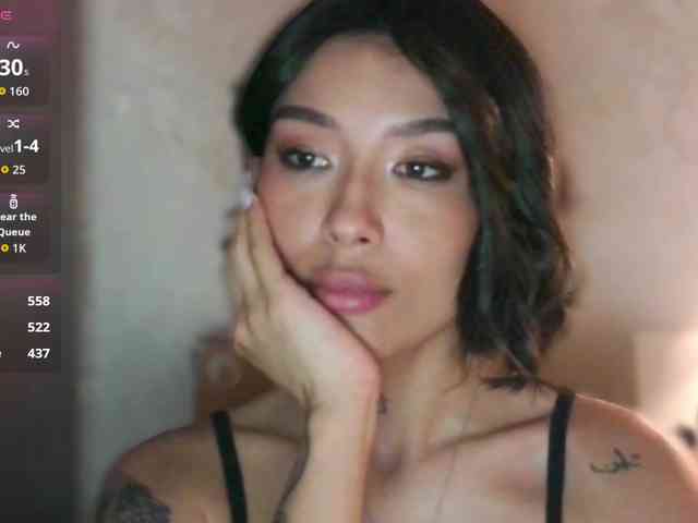 Girl-next-door webcam