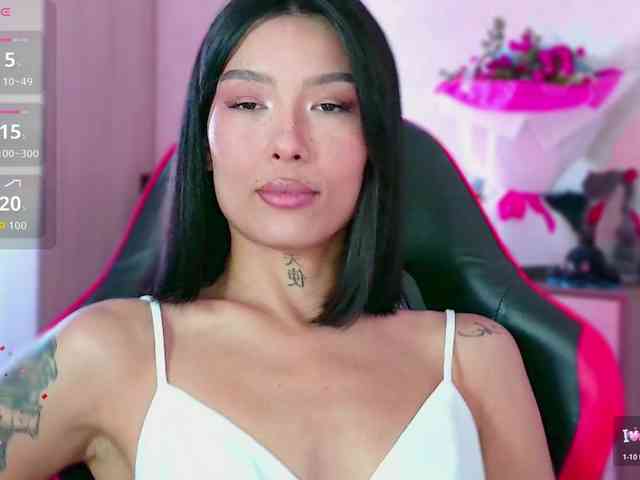 Girl-next-door webcam