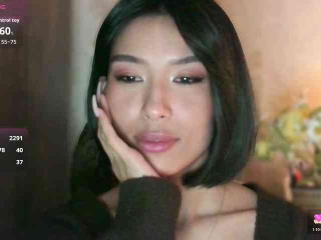 Girl-next-door webcam