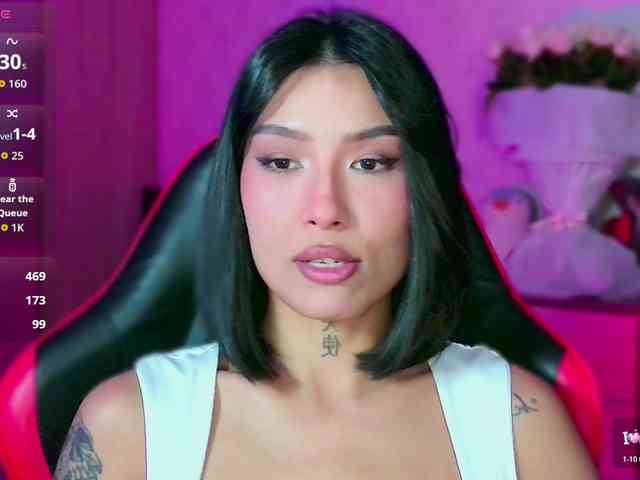 Girl-next-door webcam