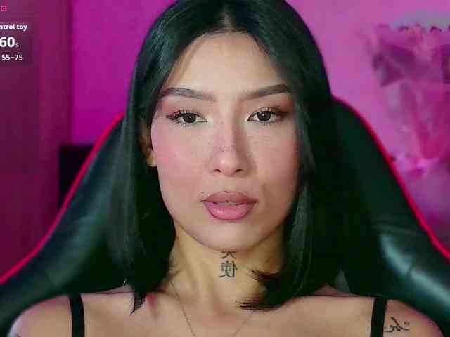 Girl-next-door webcam