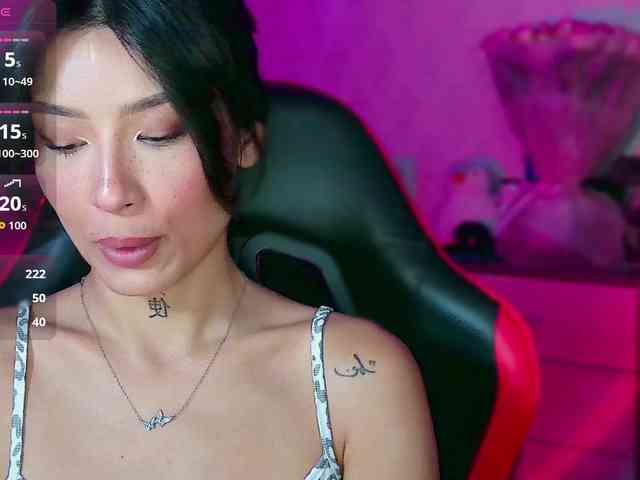 Girl-next-door webcam