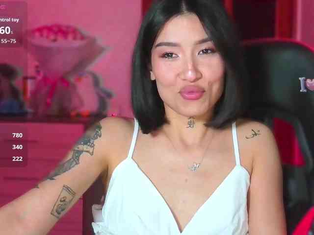 Girl-next-door webcam