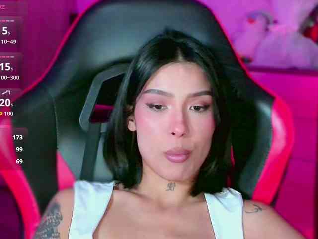 Girl-next-door webcam
