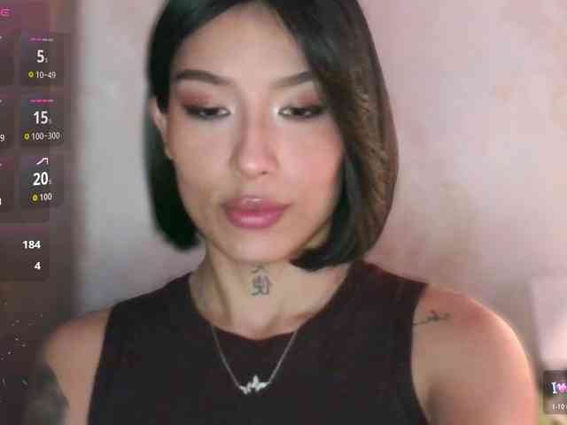 Girl-next-door webcam