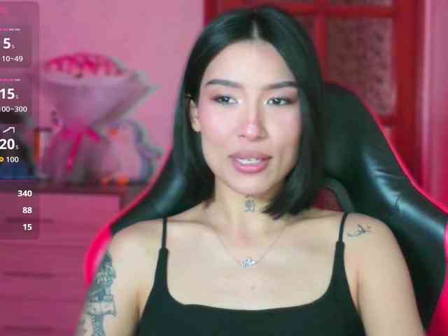 Girl-next-door webcam