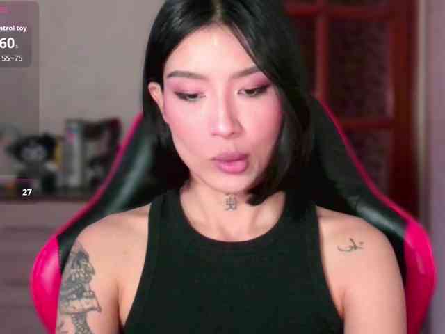 Girl-next-door webcam