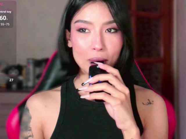 Girl-next-door webcam